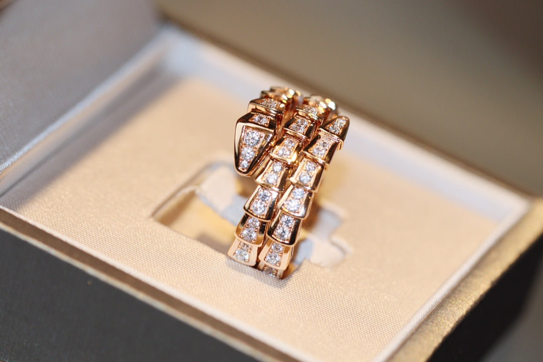 보스 악세사리 / BVLGARI 뱀 모양 반지