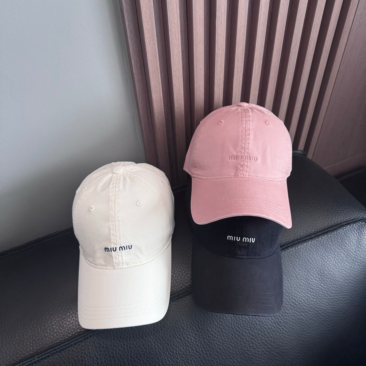 보스 악세사리 / 미우미우 모자