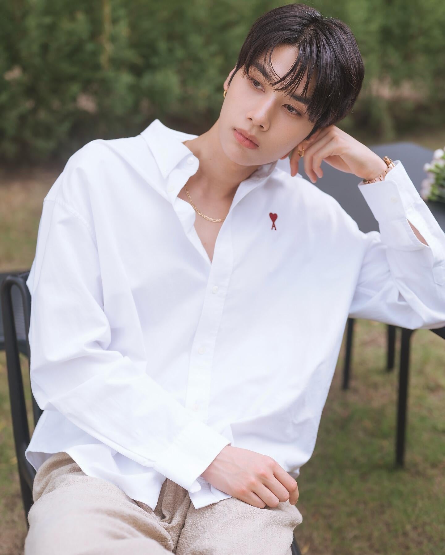 BVG / 아미 남성 여성 하트 자수 셔츠