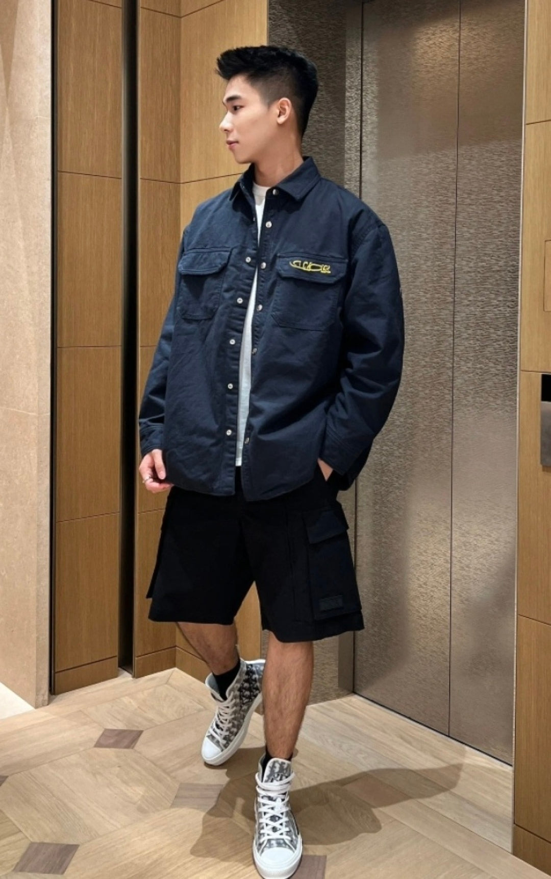 BVG / 발렌시아가 남성 재킷