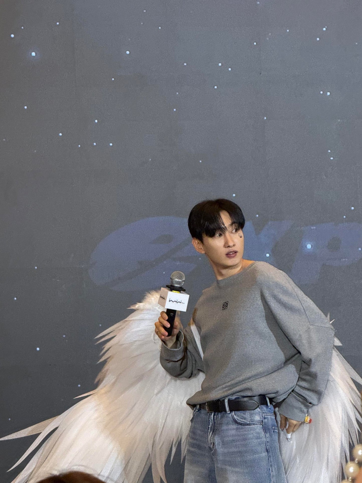 BVG / 발렌시아가 남성 여성 니트