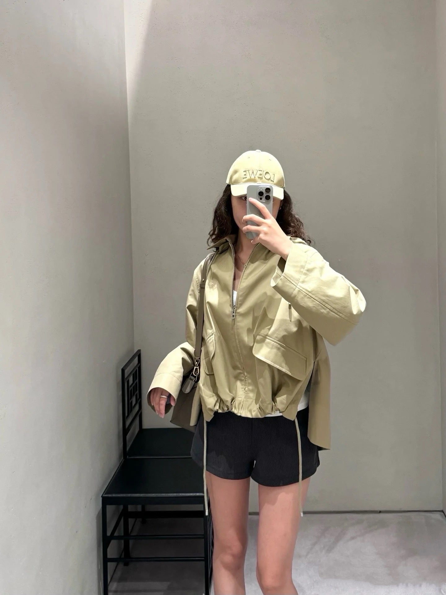 티모 공장 / 로에베 여성 코트