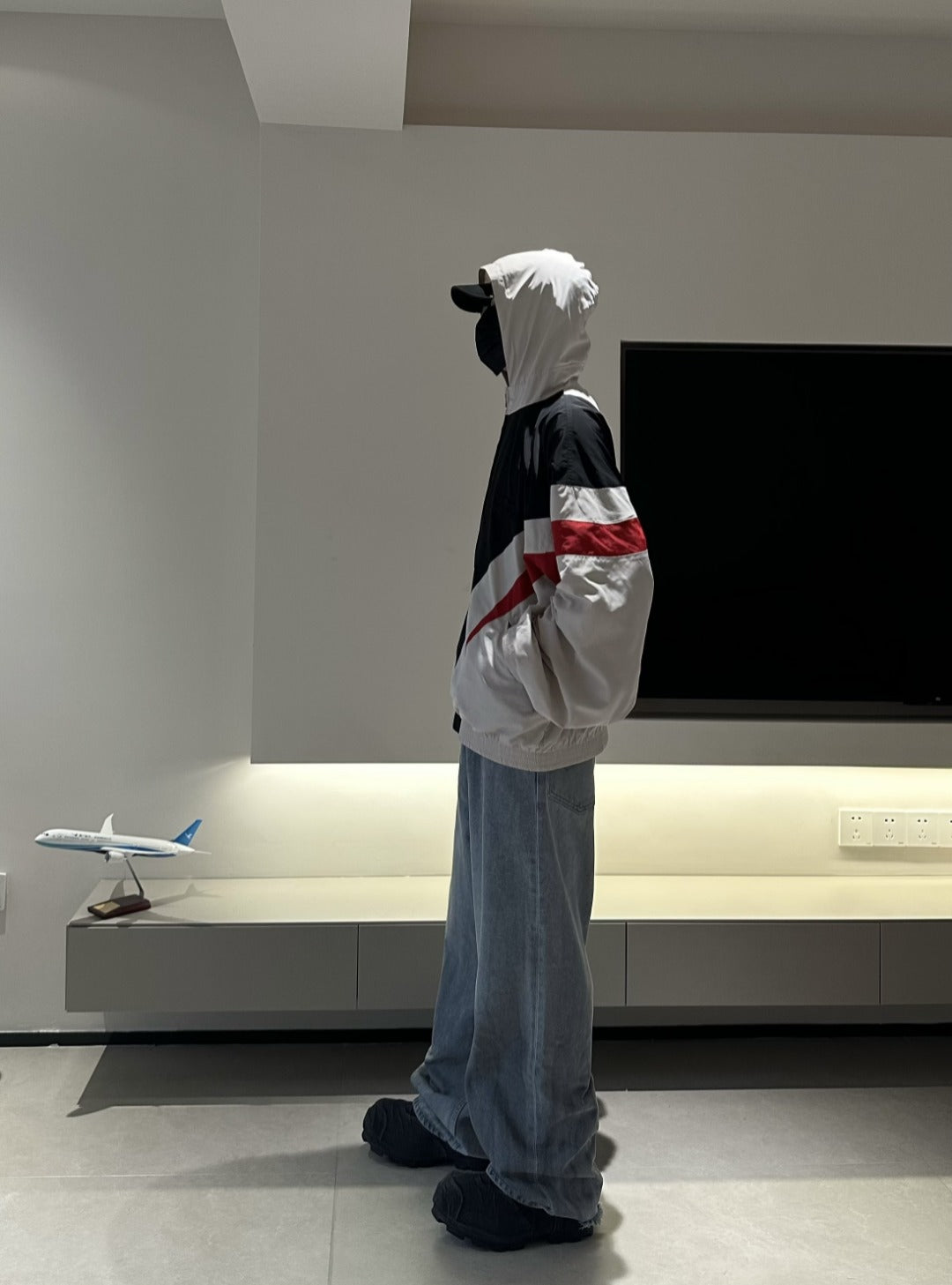 GTR / 발렌시아가 데님 진 , 24SS 와이드 레그 워시드 힐 루니드 진