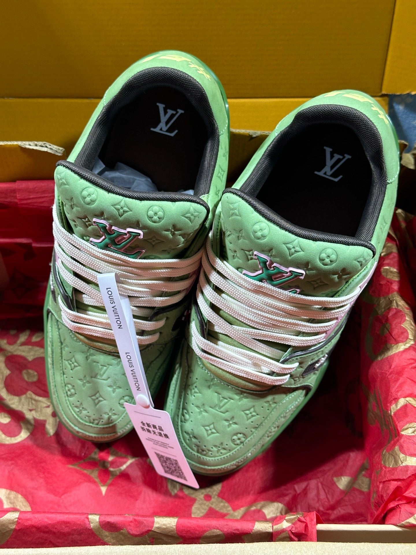 zb / 루이비통 LV트레이너