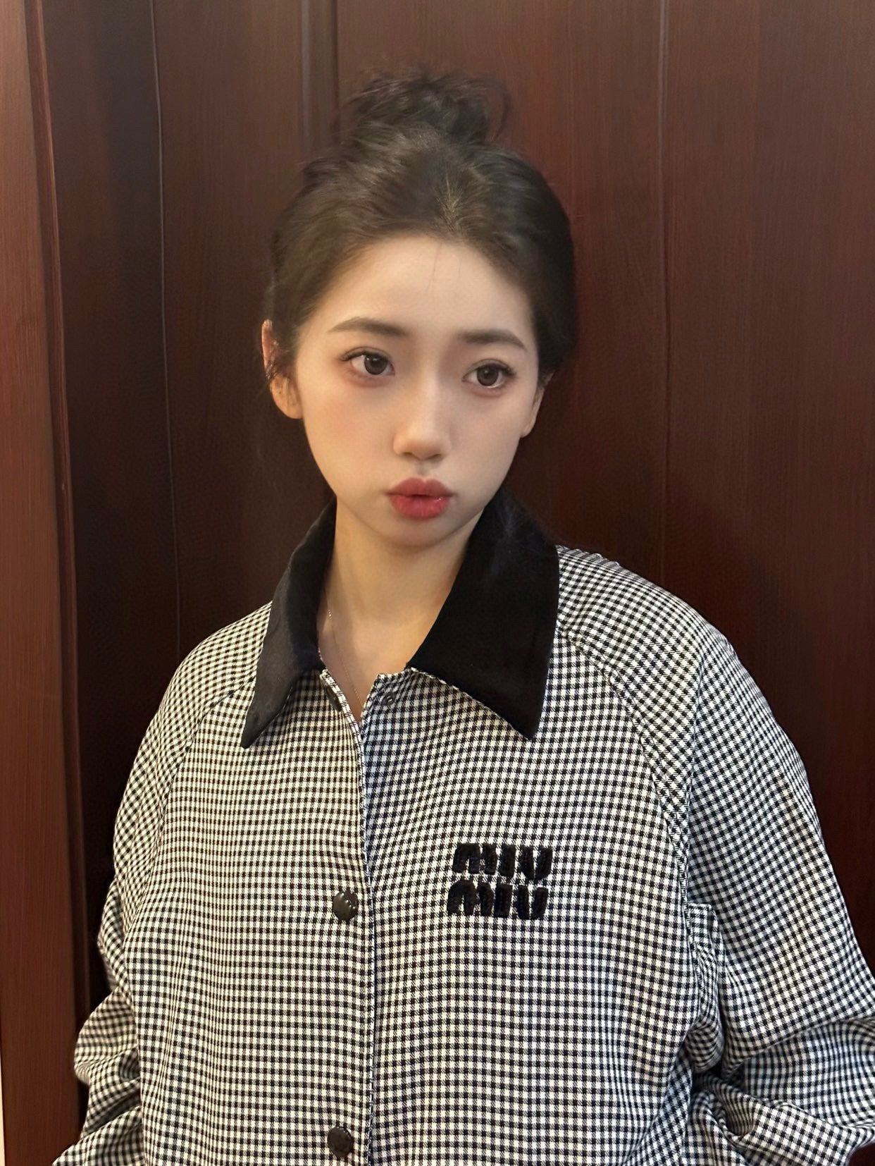 gw/미우미우 남여 클래식 벨벳 칼라 체크 재킷