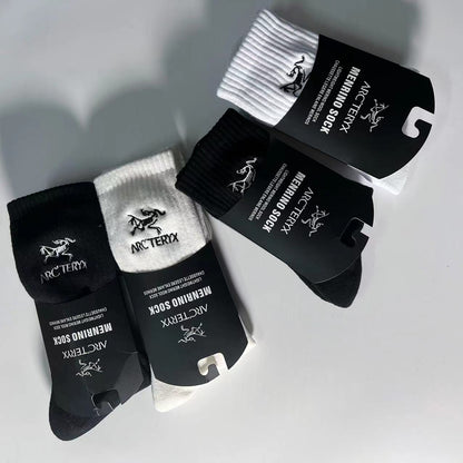 CND /아크테릭스 양말