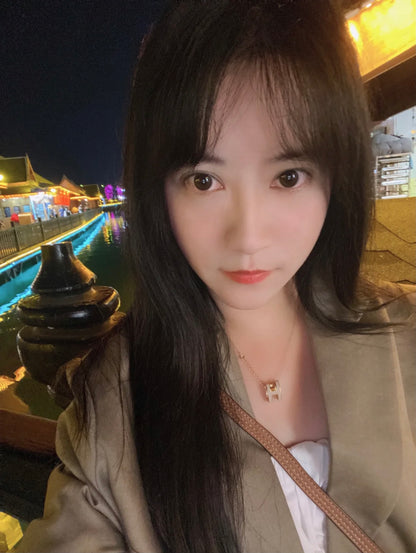 에르메스 에나멜 커브드 H 목걸이