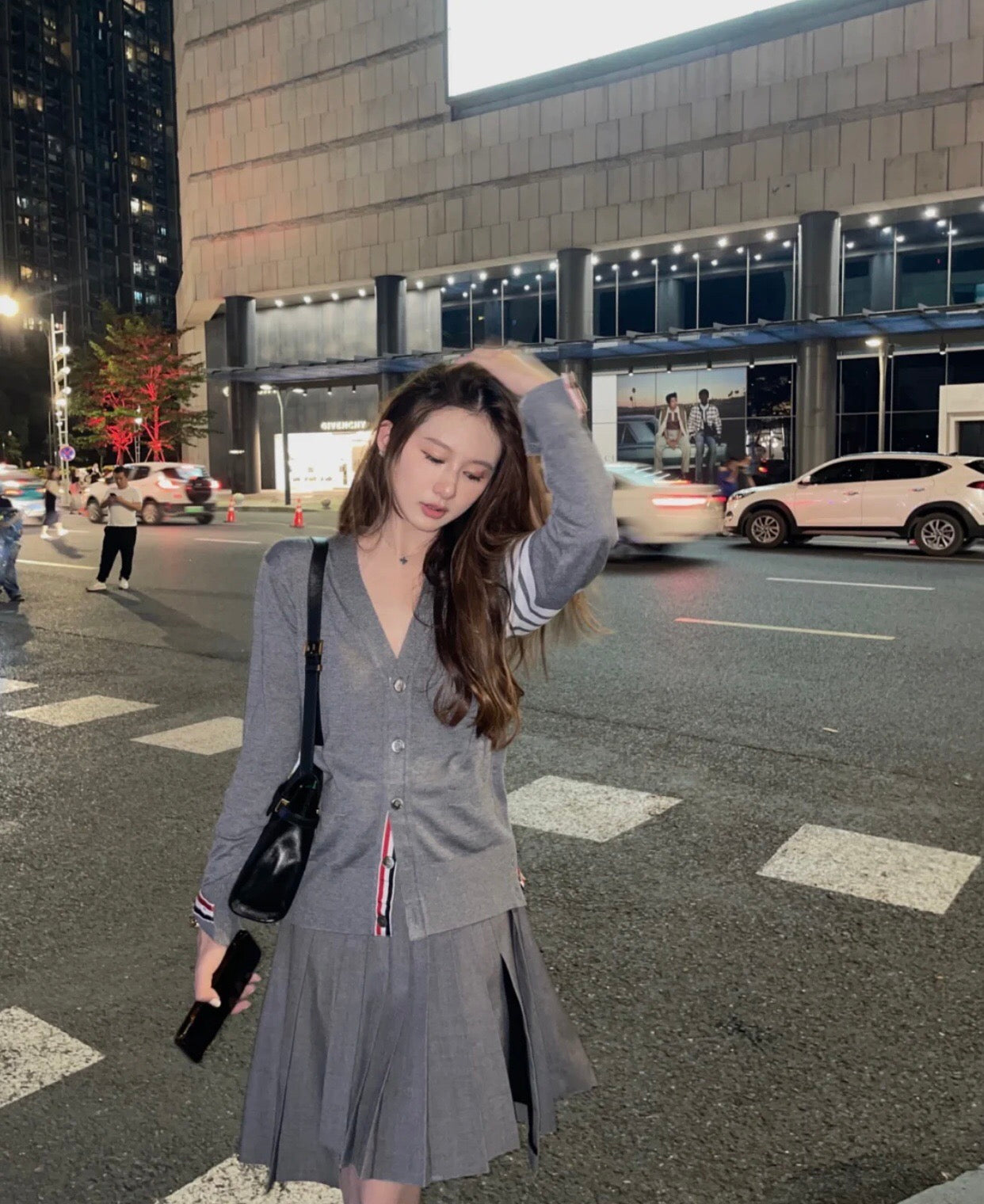TJ / 톰브라운 라파엘 극세 울 100% 가디건     3가지색상(블랙,네이비,그레이)