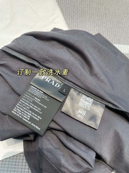 TJ셀러 / 프라다 반팔 기본티셔츠 3가지 색상