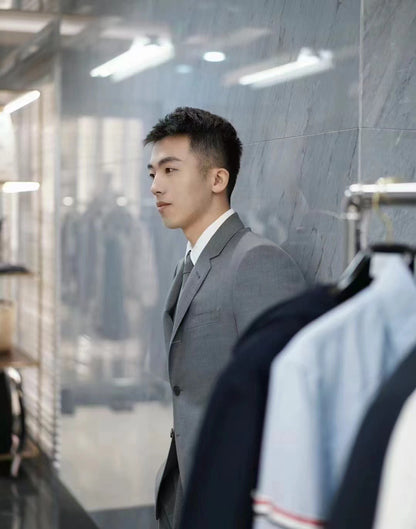 대리석 / 톰브라운 스트라이프 수트