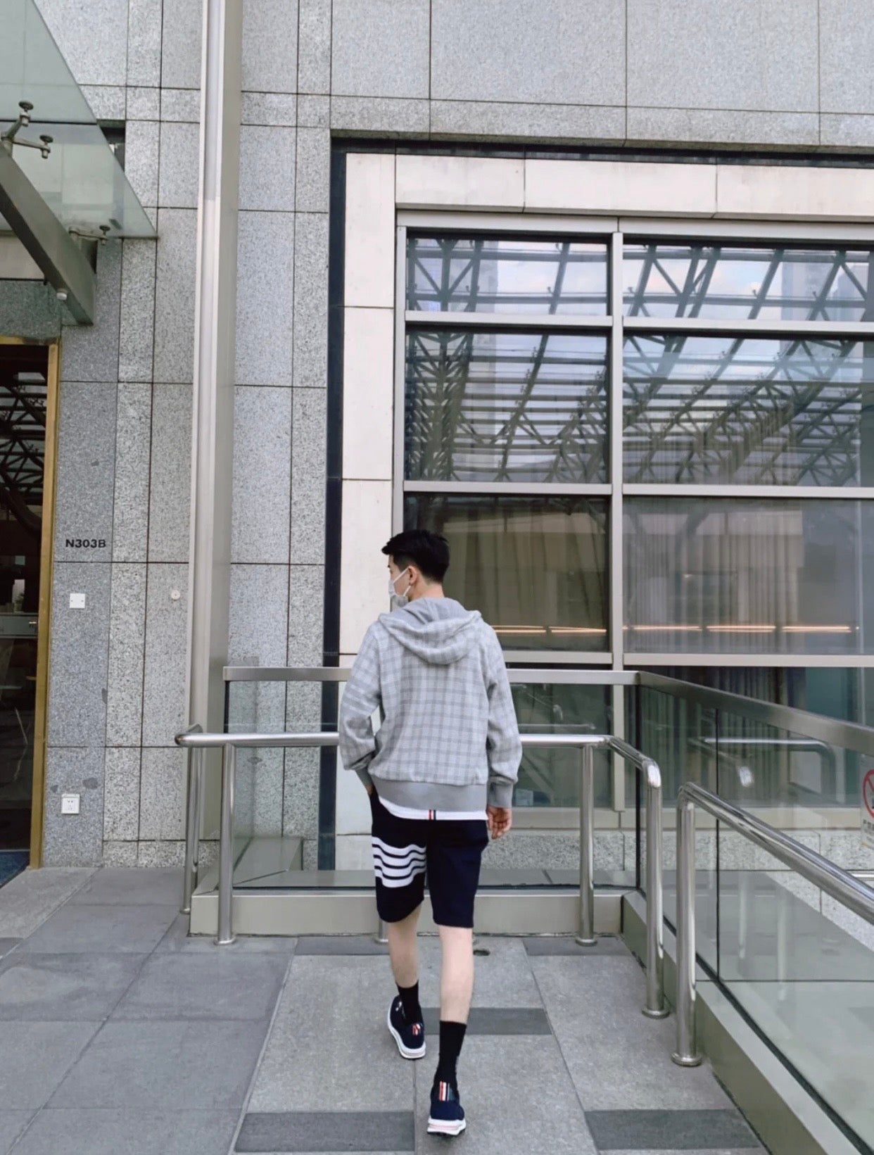 TJ / 톰브라운 자카드 플레이드 시리즈  세트 구매 추천!! (후드티/긴바지/반바지)