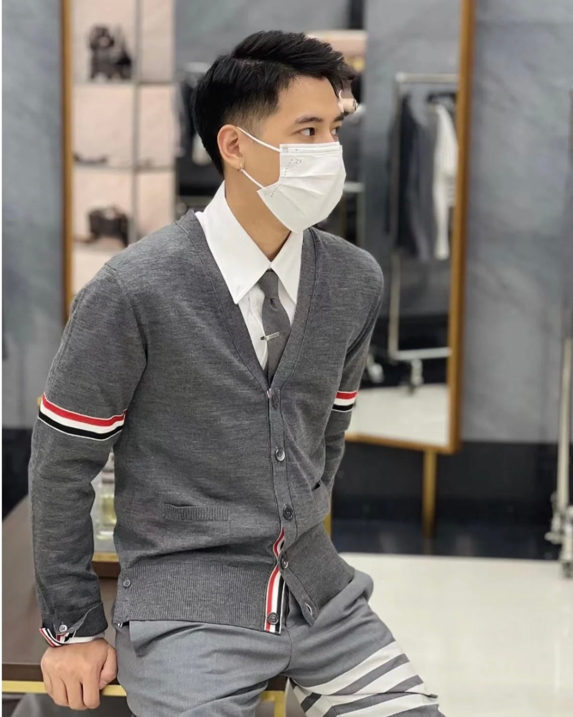 TJ / 톰브라운 울 브이넥 가디