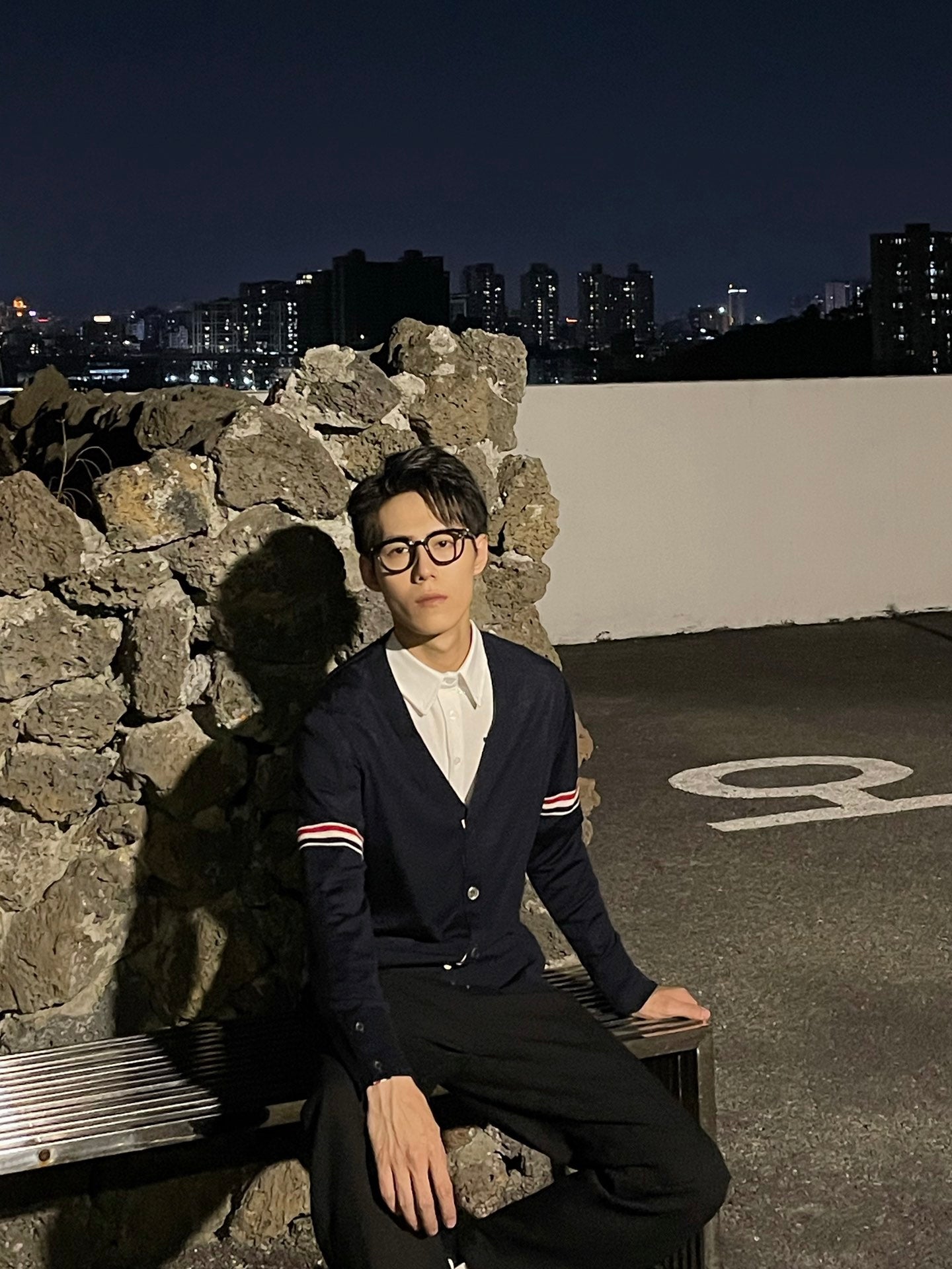 TJ / 톰브라운 울 브이넥 가디