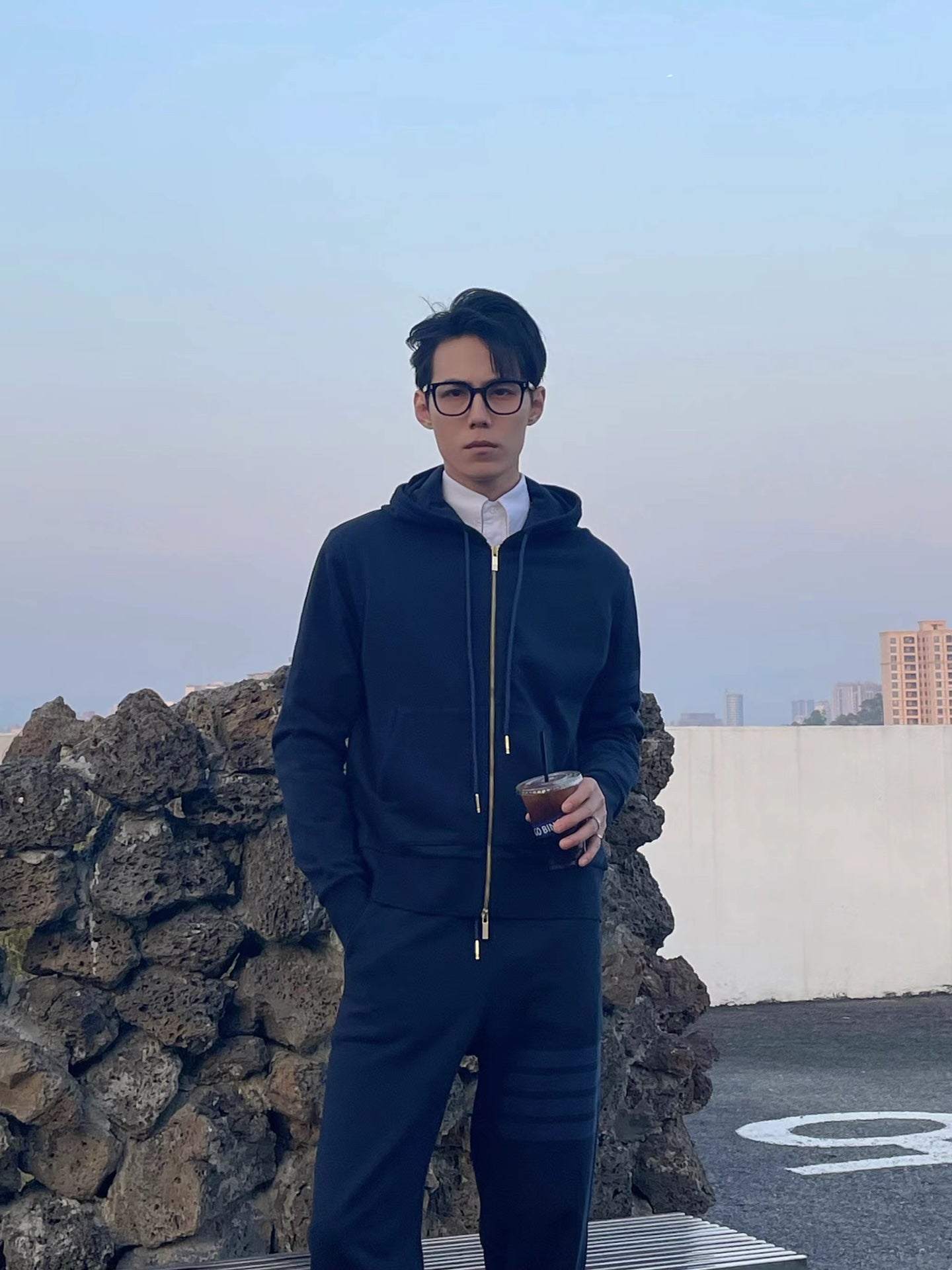 TJ / 톰브라운 클래식 4bar 스웨트 셔츠와 팬츠 시리즈    (맨투맨/후드집업/바지)