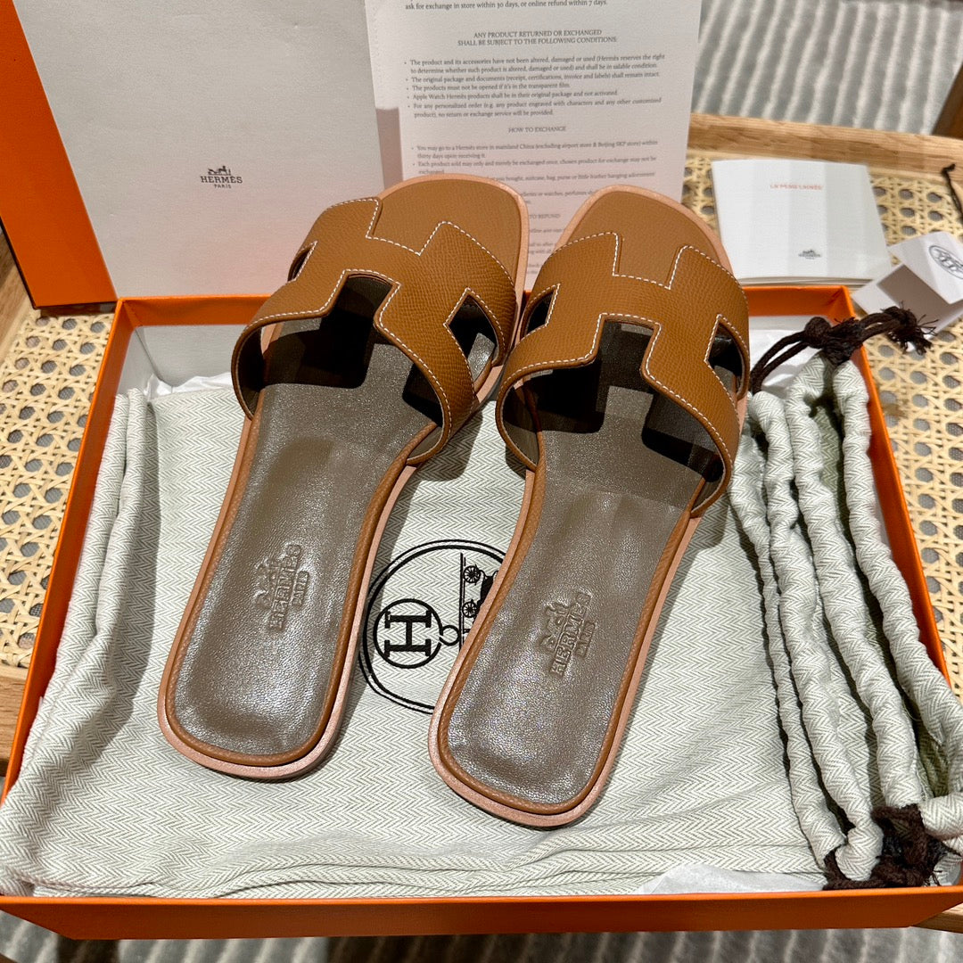 찡댄 / 에르메스 오란 샌들 슬리퍼