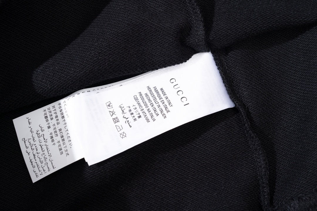 체인2호 / 구찌 GUCCI 구찌의 심플한 문자 프린트 맨투맨