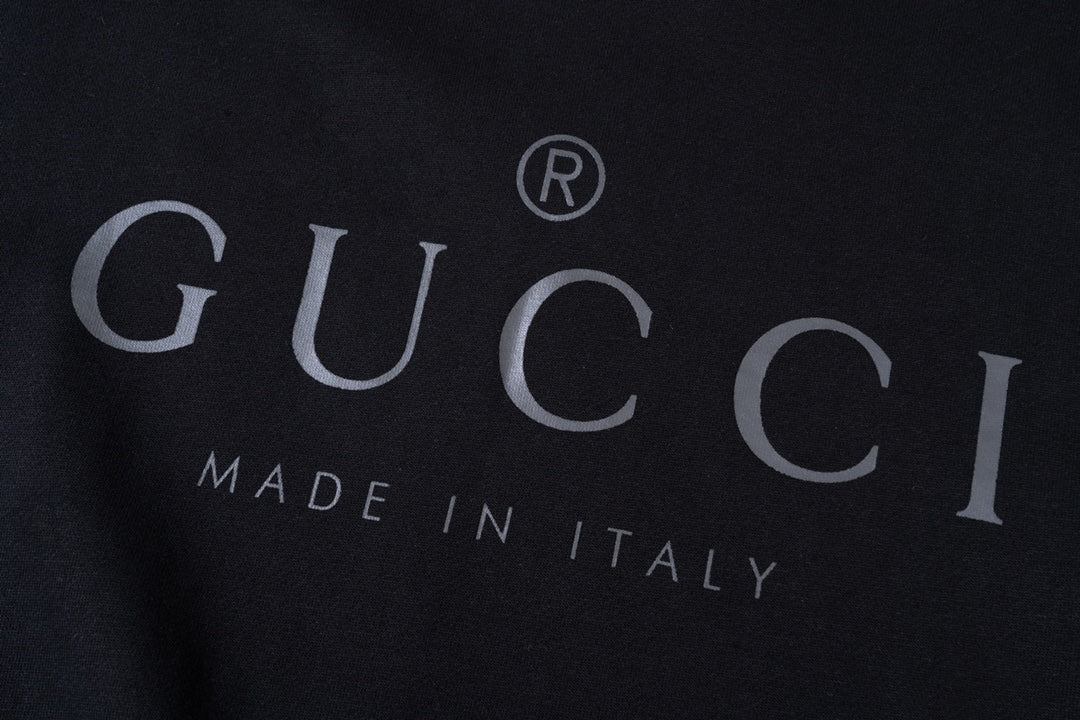 체인2호 / 구찌 GUCCI 구찌의 심플한 문자 프린트 맨투맨