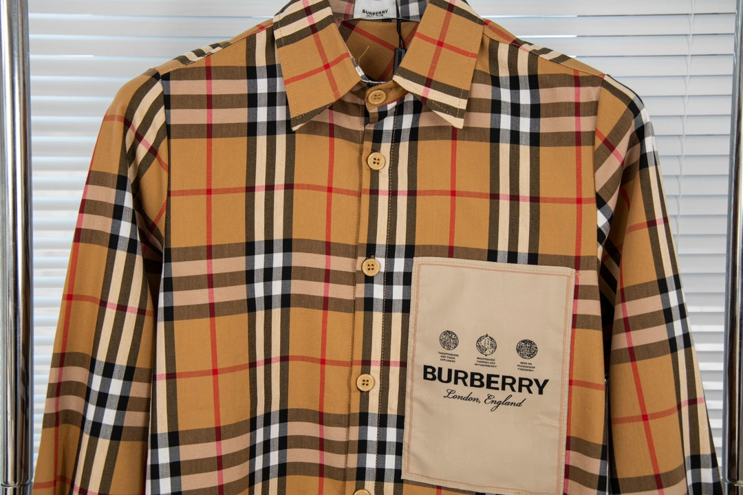 체인2호 / 버버리 셔츠, Burberry 2023ss 새 라벨 아플리케 체크 코튼 포플린 긴팔 셔츠