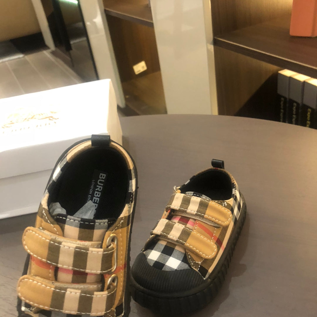AA / 버버리 슈즈