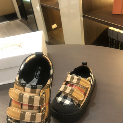 AA / 버버리 슈즈