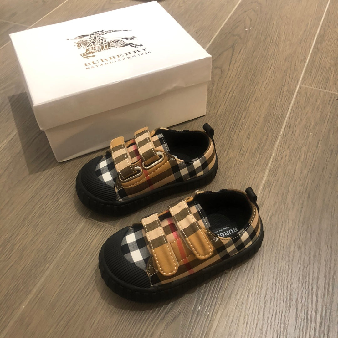 AA / 버버리 슈즈