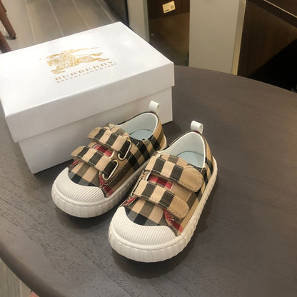 AA / 버버리 슈즈