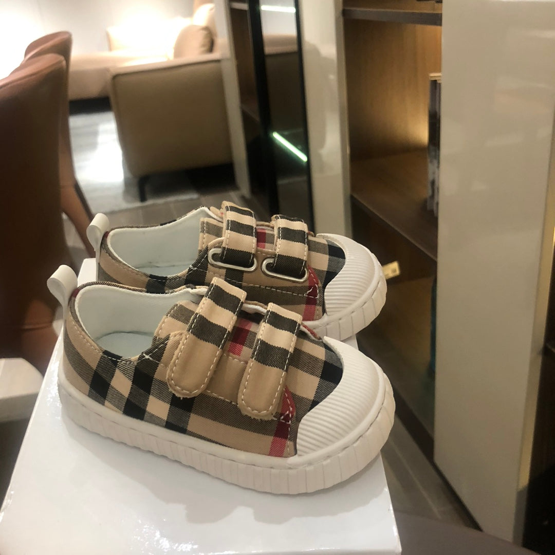AA / 버버리 슈즈