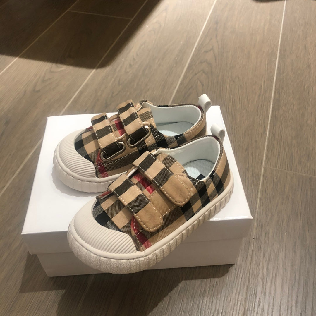 AA / 버버리 슈즈