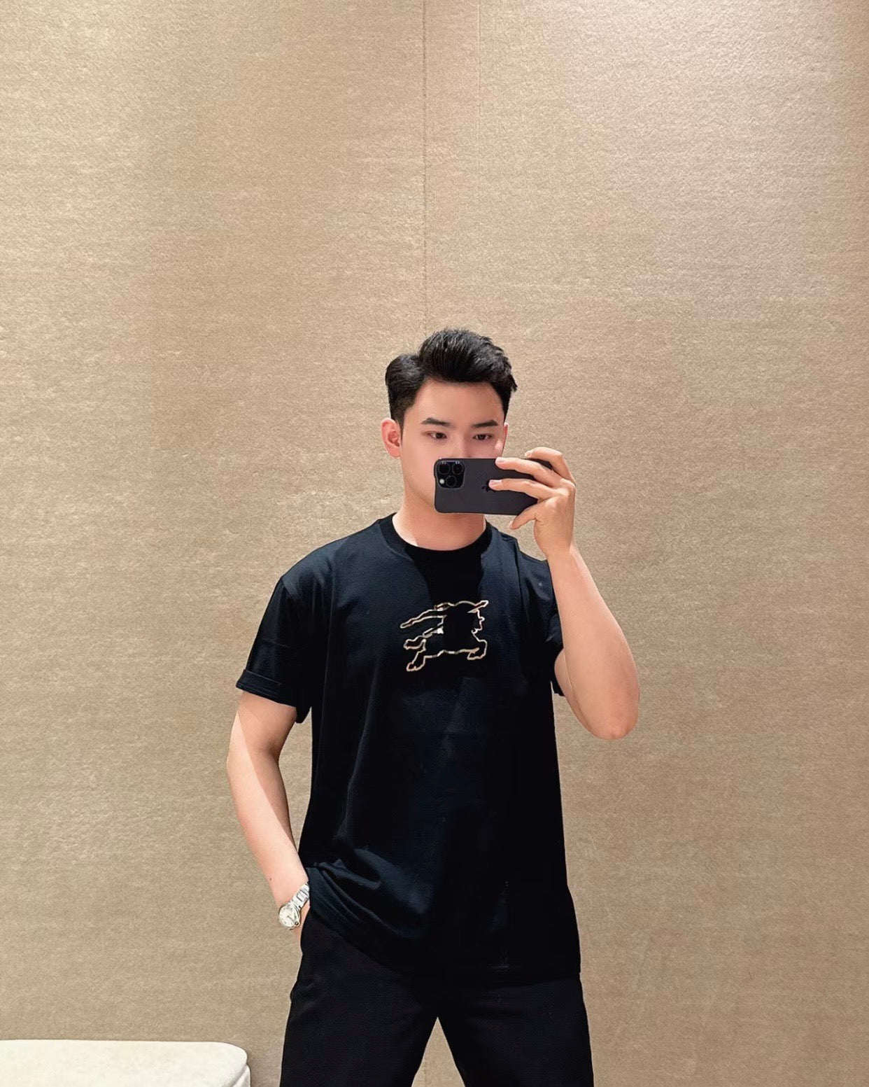 TJ / 버버리 𝗕𝗨𝗥𝗕𝗘𝗥𝗥𝗬 체크 무늬 승마 라이더 코튼 티셔츠
