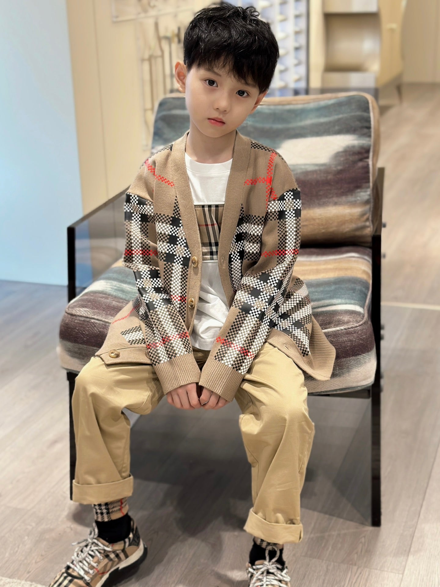 AA / 버버리 가디건