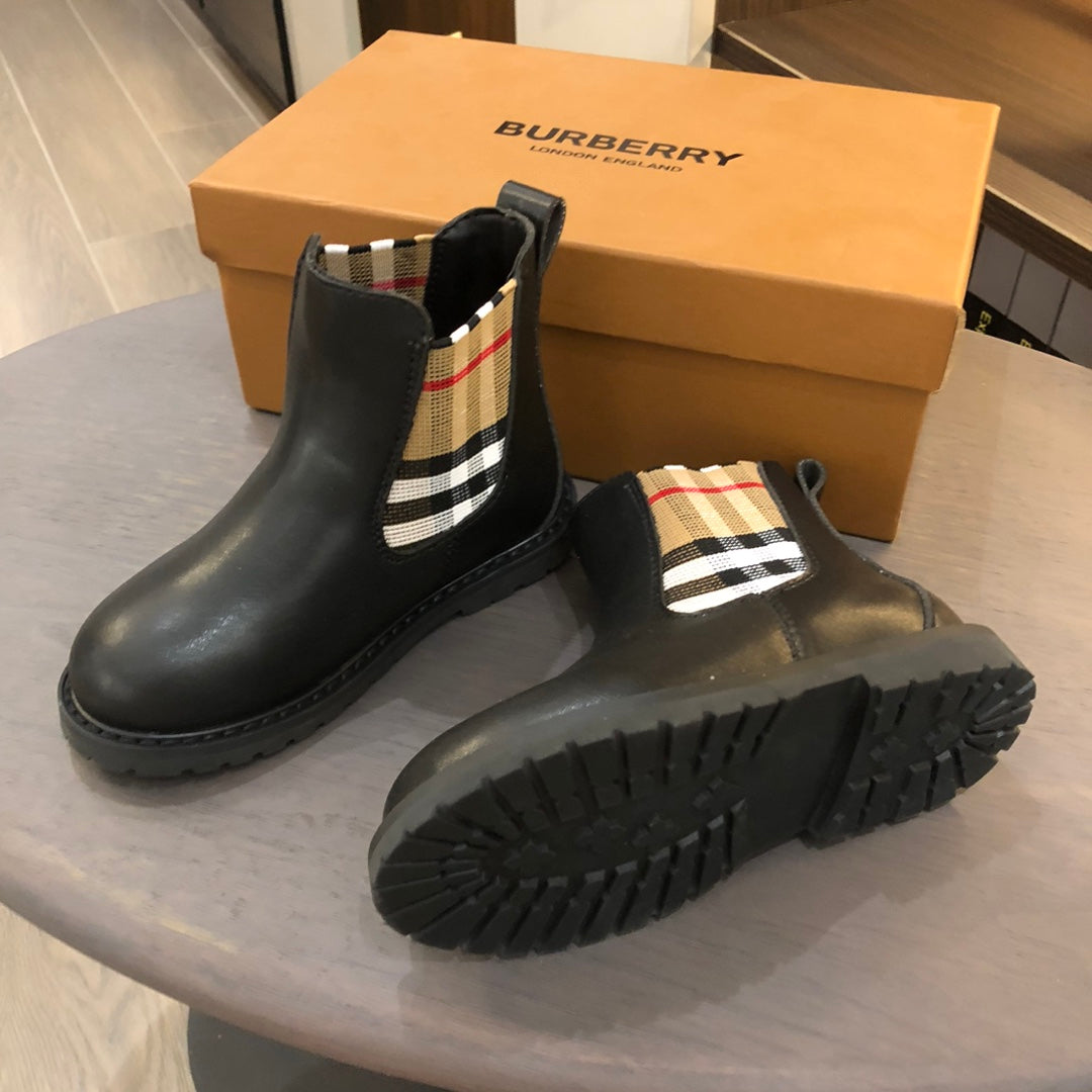 AA / 버버리 마틴 부츠
