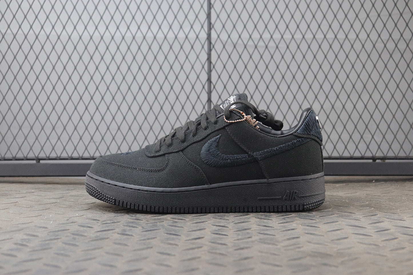 MEC / 【H12】 나이키 남성 스니커즈 CZ9084-001