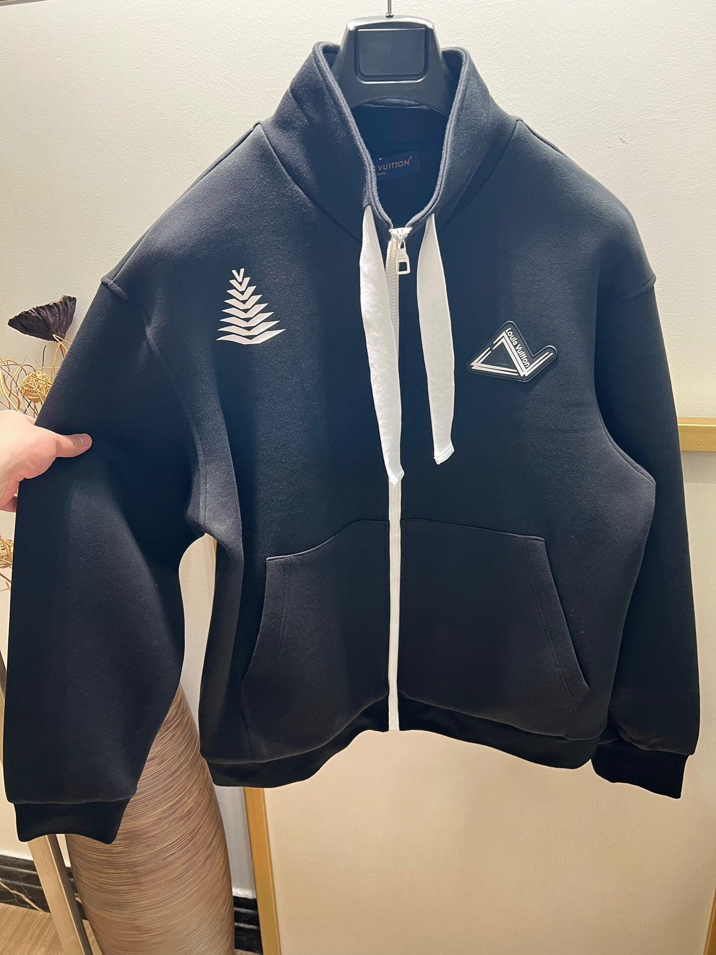 zb / 루이비통 집업