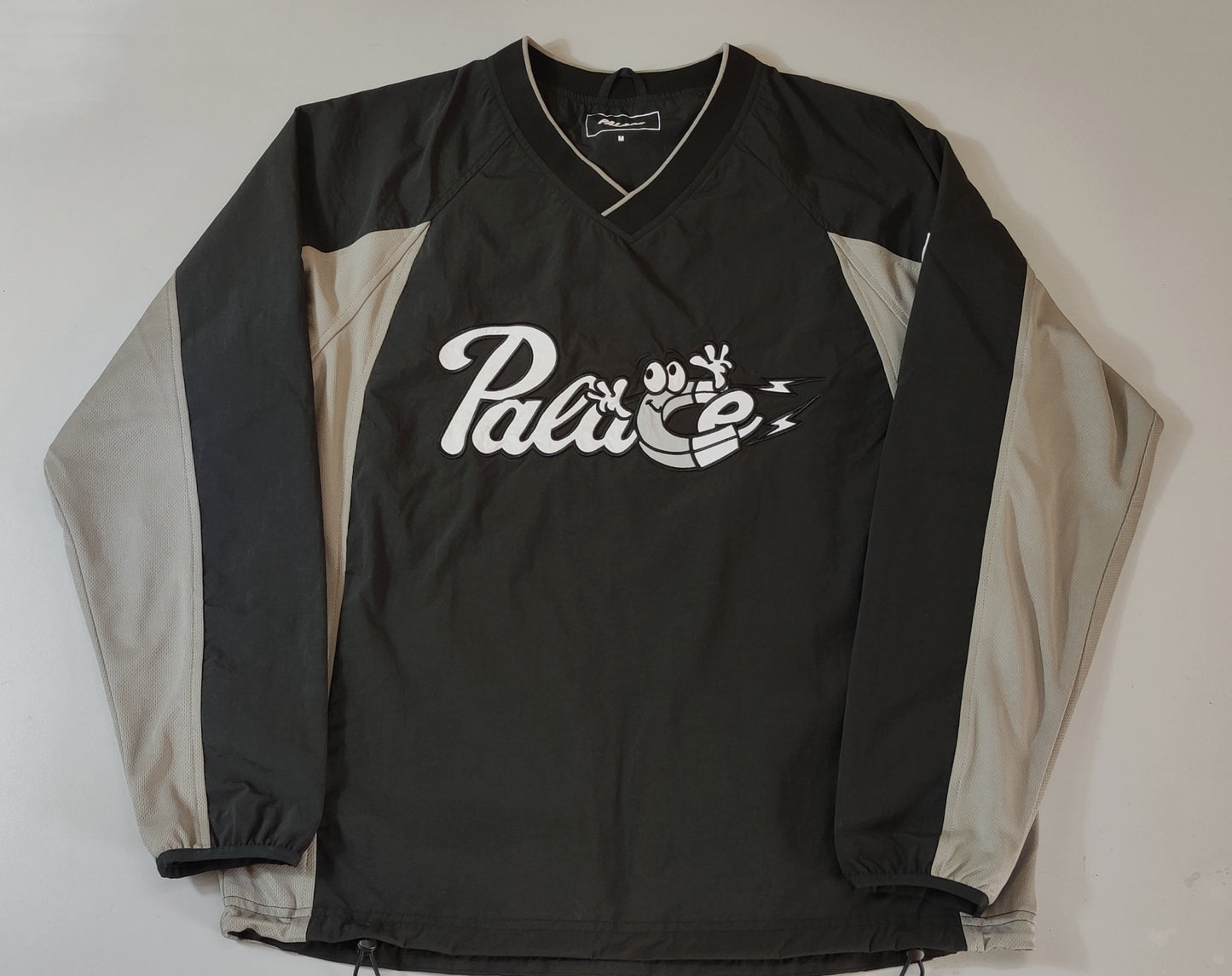 탑팔라스 / Palace Shell Pullover Jacket 팔라스 쉘 풀오버 자켓 SS22