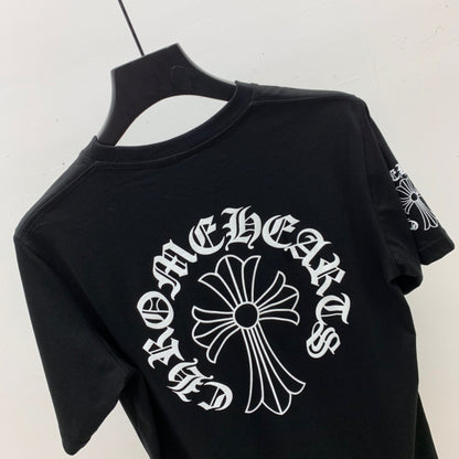 ZB / 크롬하츠 넥레터링 말발굽 십자가 반팔티셔츠 Tee