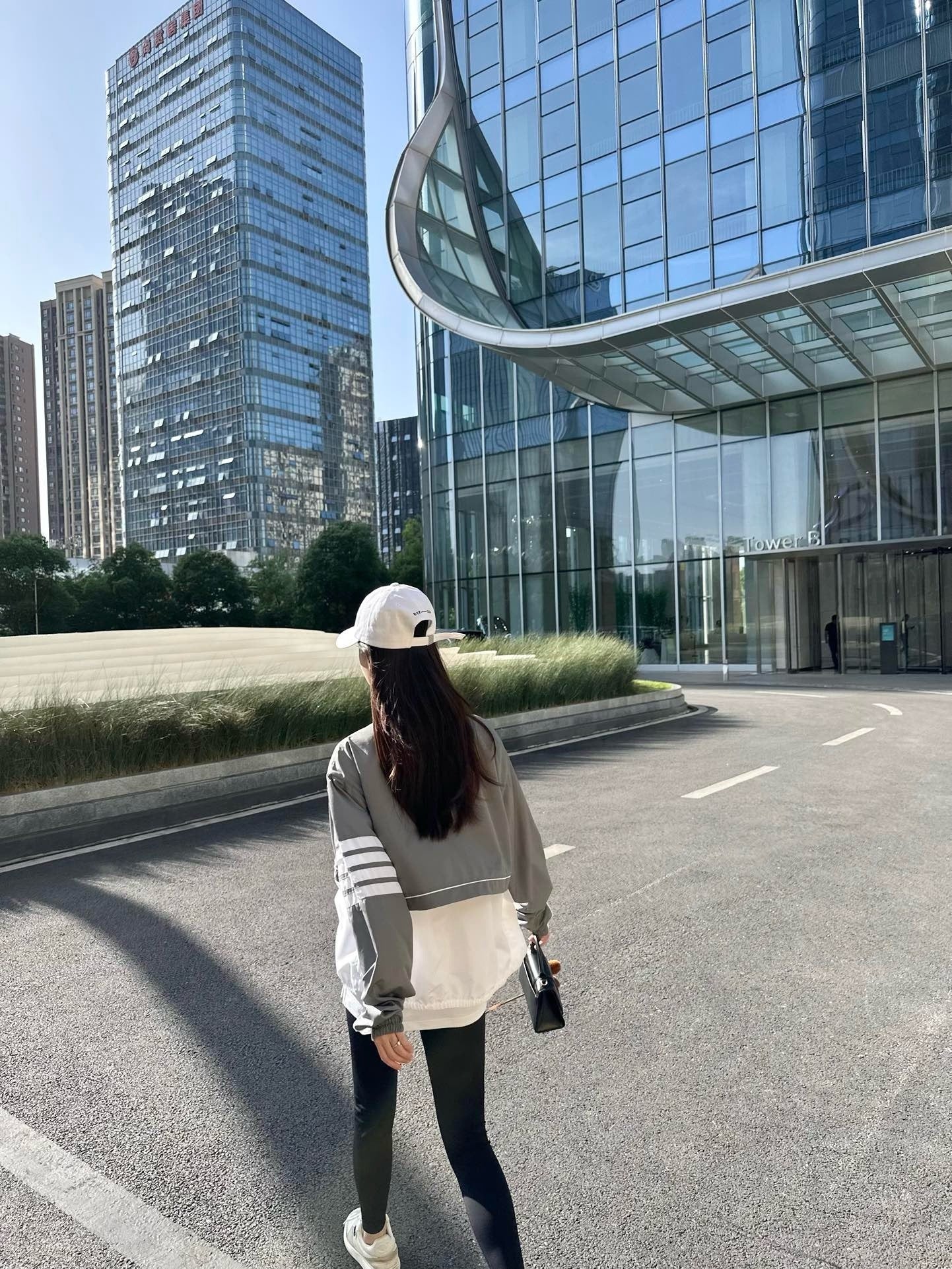 대리석 / 톰브라운 립스탑 사선 컬러 블록 윈드브레이커 그레이
