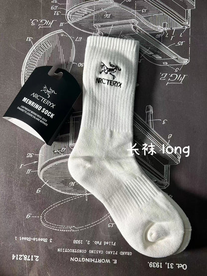 CND /아크테릭스 양말