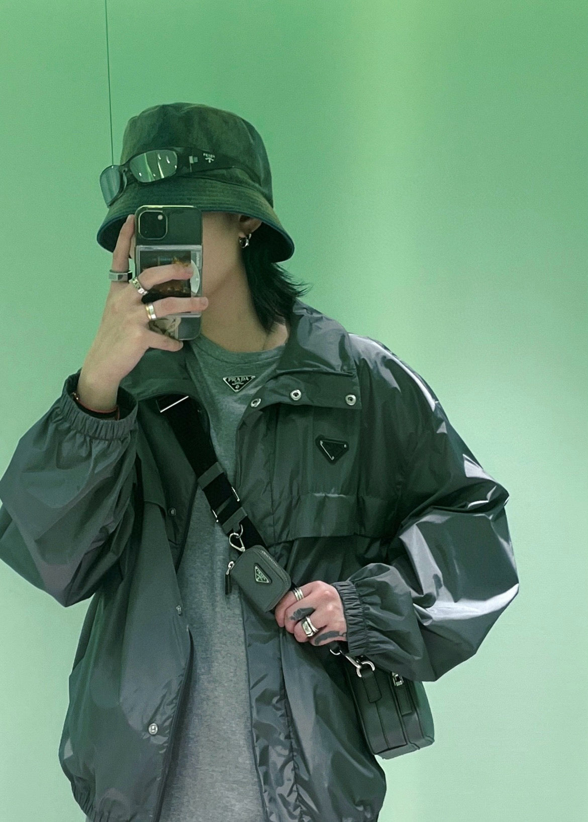 gw/프라다 남성 가벼운 재킷