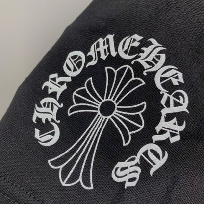 ZB / 크롬하츠 넥레터링 말발굽 십자가 반팔티셔츠 Tee