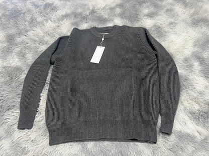 탑아키마 / 마르지엘라  23AW 사각스티치솔리드울풀오버니트
