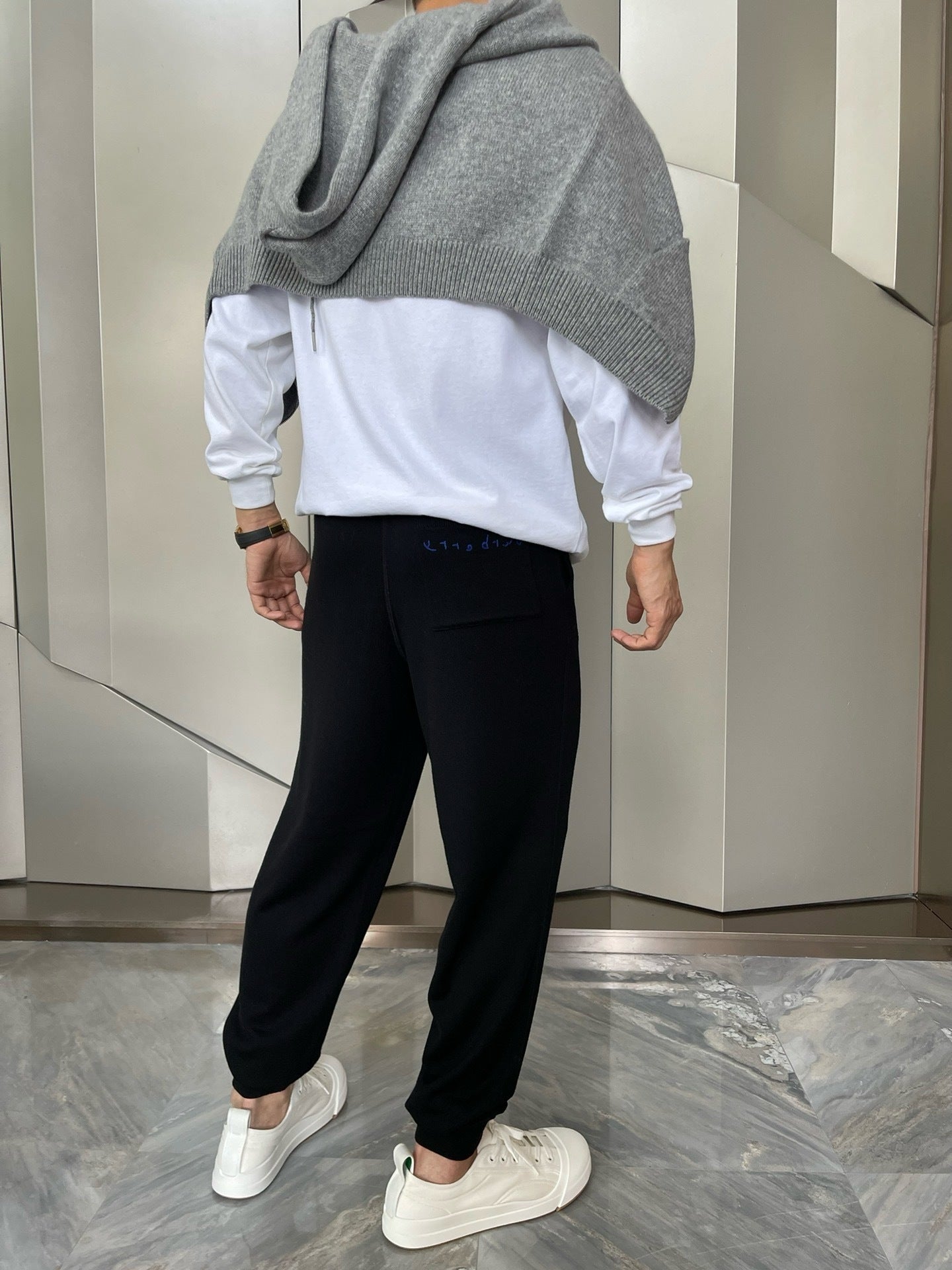 대리석 / 버버리24FW12남 로고패턴트레이닝바지