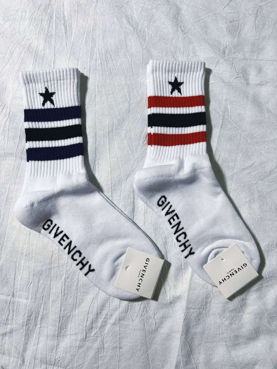 CND /지방시 양말