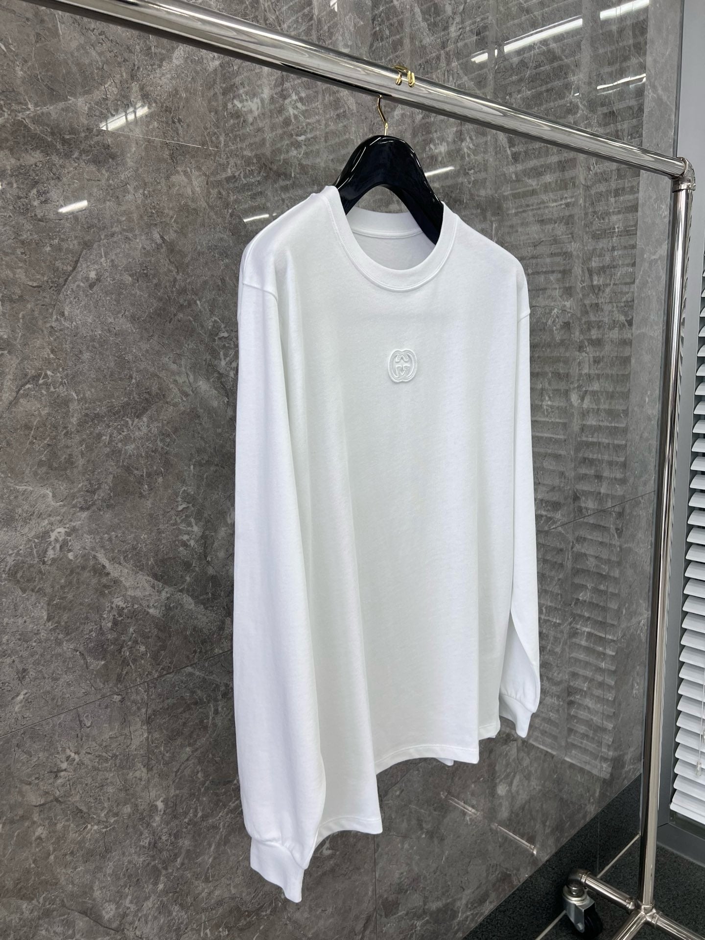 대리석 / 구찌 GG 로고 긴팔티