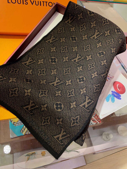 RN / 루이비통 머플러