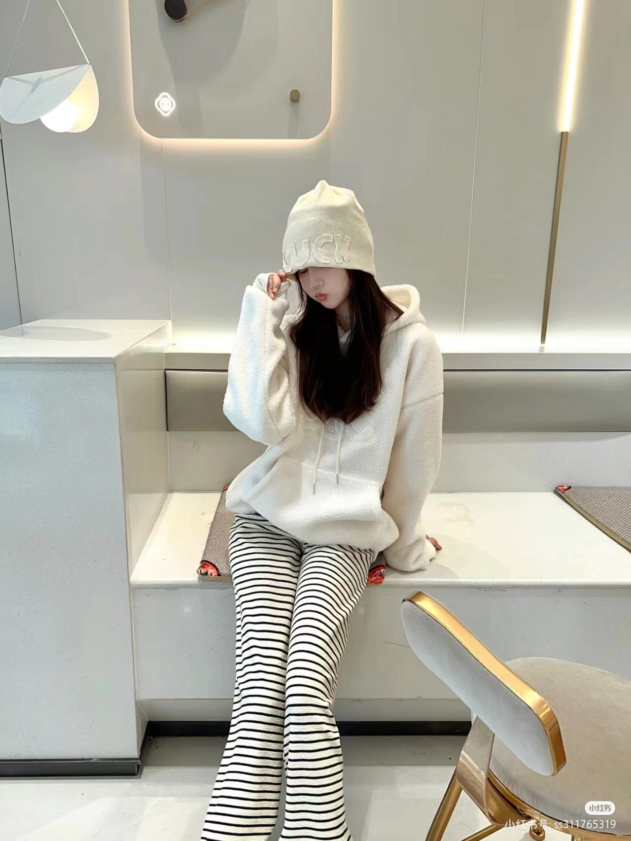 대리석 / 셀린느 후드티