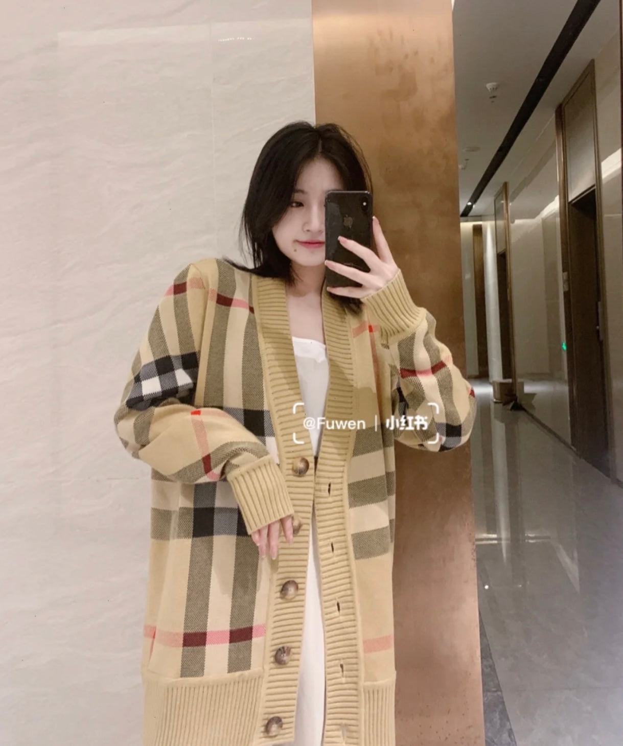 대리석 / 버버리 체크 가디건
