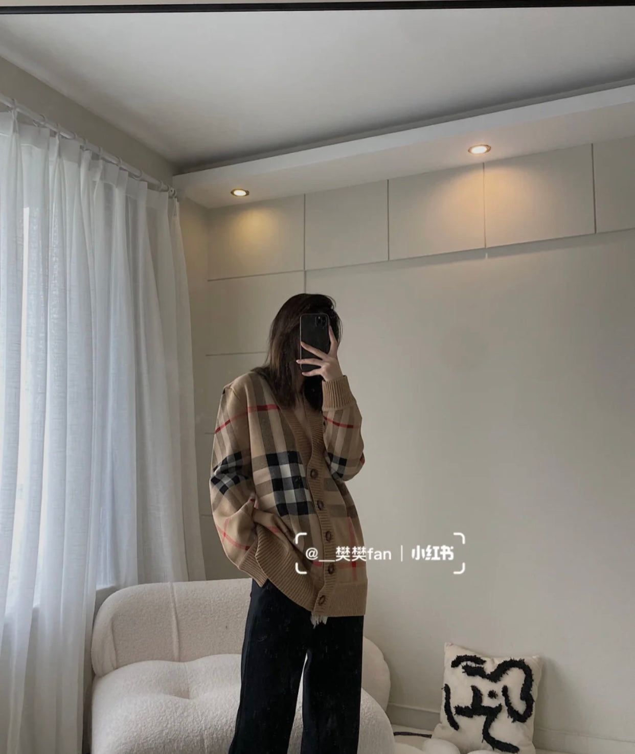 대리석 / 버버리 체크 가디건