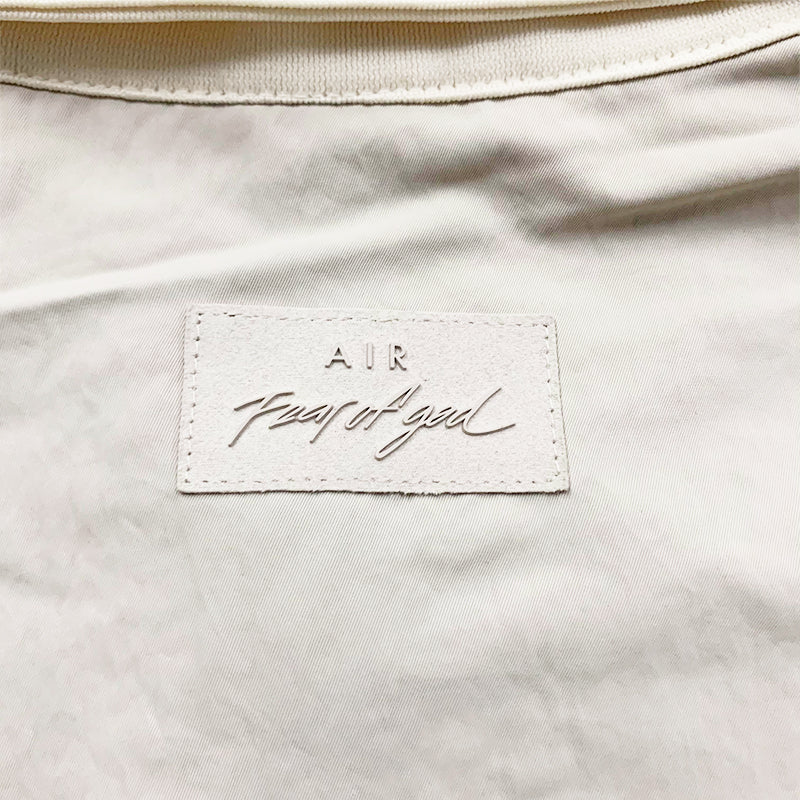 세나 /  AIR FOG FEAR OF GOD 홀리데이 조인트 하이 스트리트 지퍼 나일론 반팔 셔츠
