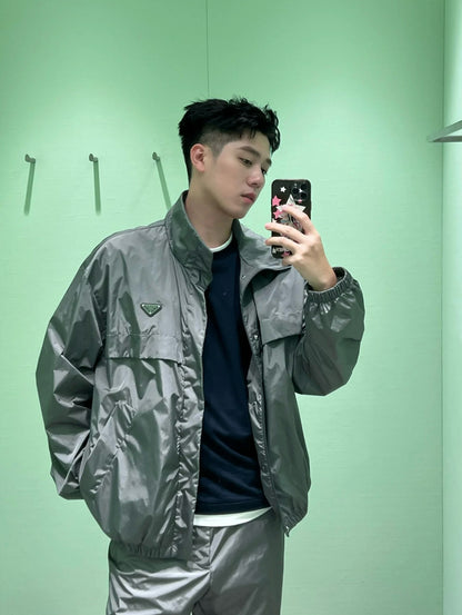 gw/프라다 남성 가벼운 재킷