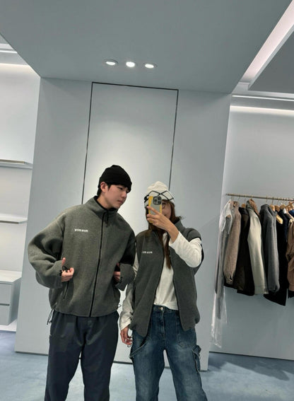 gw/미우미우 남여  그레이 벨벳 지퍼 코트
